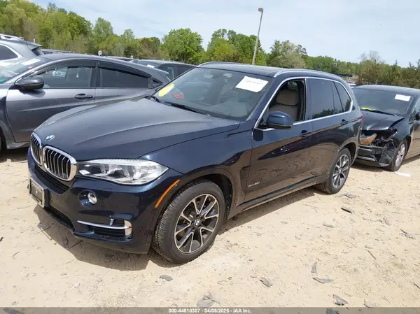 5UXKR0C38H0V70827 2017 BMW X5 - Image 2