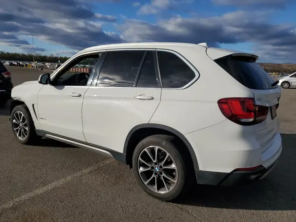5UXKR0C38H0V73100 2017 BMW X5 - Image 2