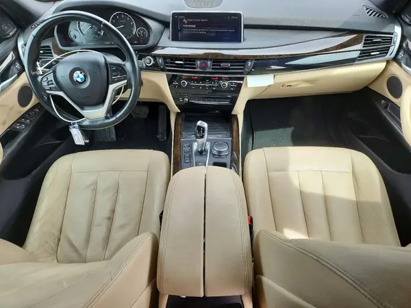 5UXKR0C38H0V73825 2017 BMW X5 - Image 8