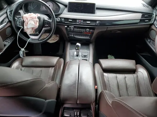 5UXKR0C38H0V74649 2017 BMW X5 - Image 8