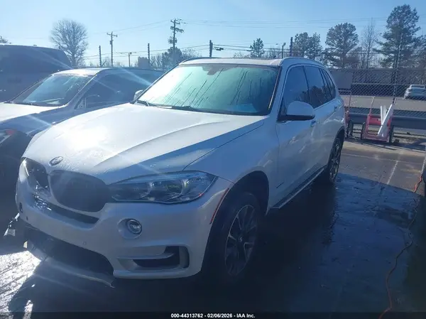 5UXKR0C38H0V80578 2017 BMW X5 - Image 2