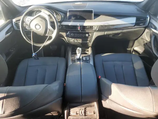 5UXKR0C38H0V81438 2017 BMW X5 - Image 8