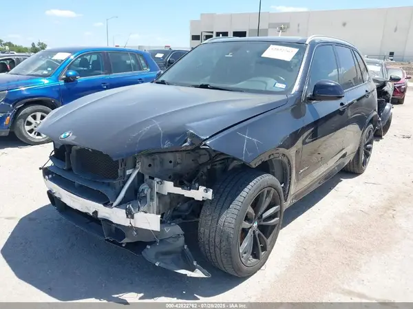 5UXKR0C38H0V81861 2017 BMW X5 - Image 2