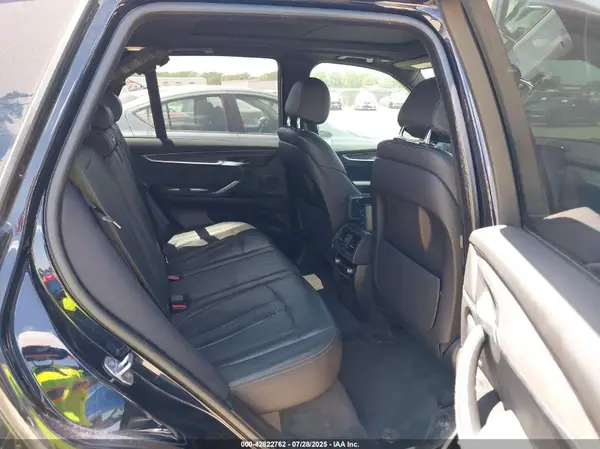 5UXKR0C38H0V81861 2017 BMW X5 - Image 8