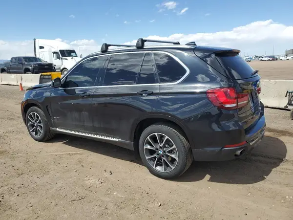 5UXKR0C38H0X77640 2017 BMW X5 - Image 2