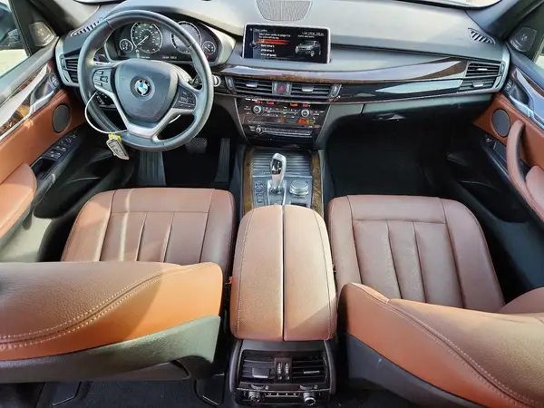 5UXKR0C38H0X79193 2017 BMW X5 - Image 8