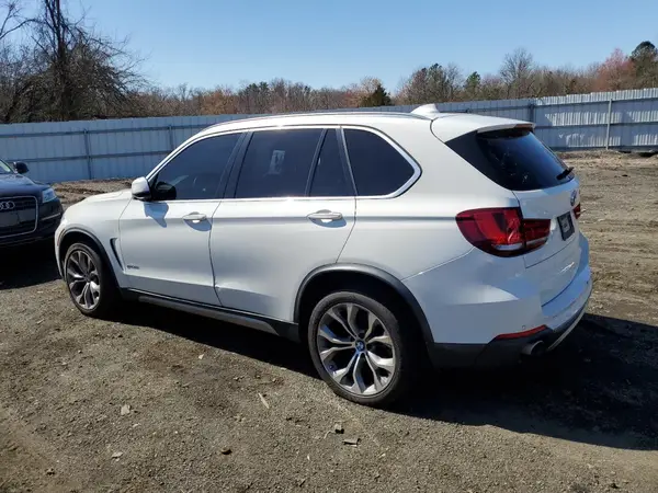 5UXKR0C38H0X82868 2017 BMW X5 - Image 2