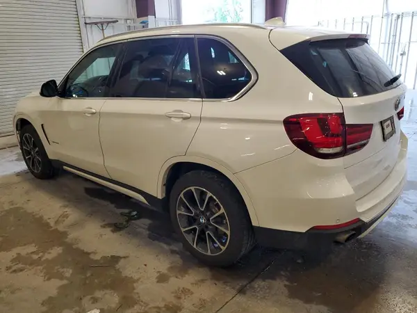 5UXKR0C39H0V69167 2017 BMW X5 - Image 2