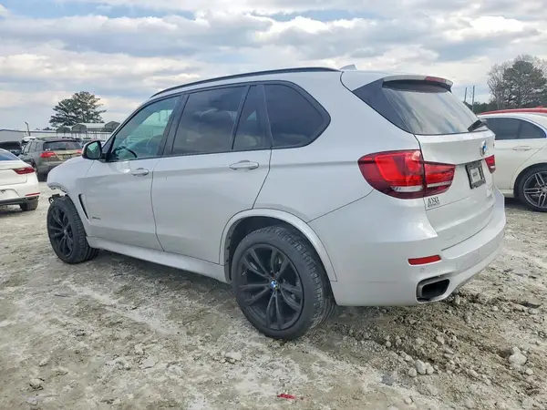 5UXKR0C39H0V71629 2017 BMW X5 - Image 2