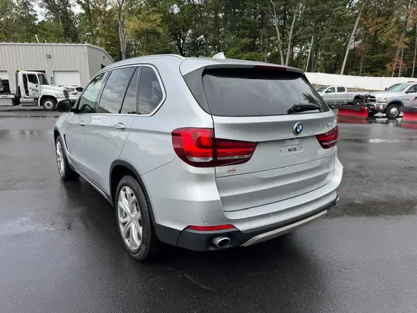 5UXKR0C39H0V71727 2017 BMW X5 - Image 2