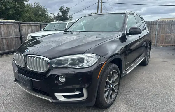 5UXKR0C39H0V72201 2017 BMW X5 - Image 2