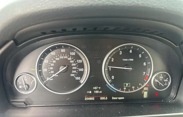 5UXKR0C39H0V72201 2017 BMW X5 - Image 8
