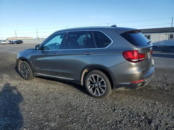 5UXKR0C39H0V77611 2017 BMW X5 - Image 2