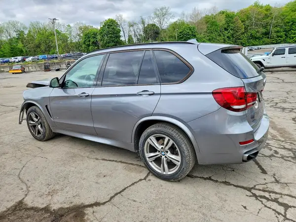 5UXKR0C39H0V81559 2017 BMW X5 - Image 2