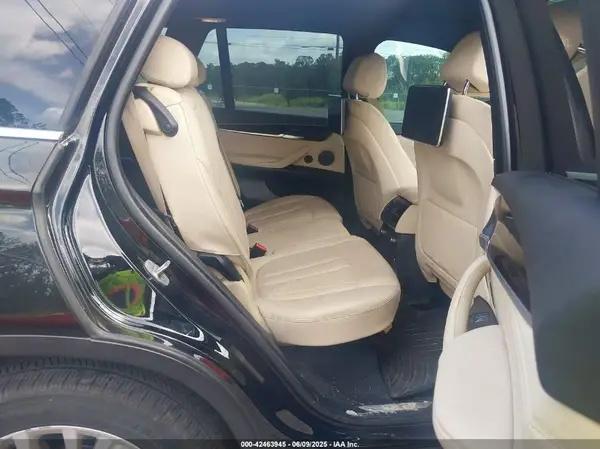5UXKR0C39H0V82808 2017 BMW X5 - Image 8