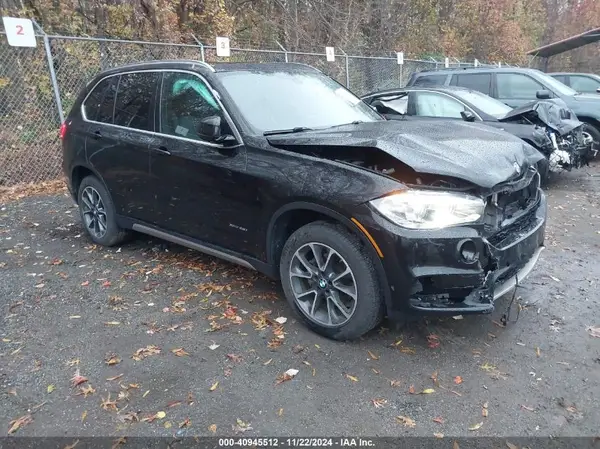 5UXKR0C39H0V83084 2017 BMW X5 - Image 1