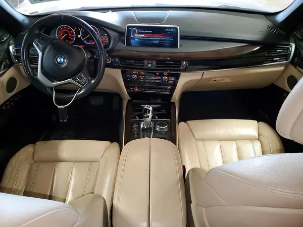5UXKR0C39H0X76738 2017 BMW X5 - Image 8