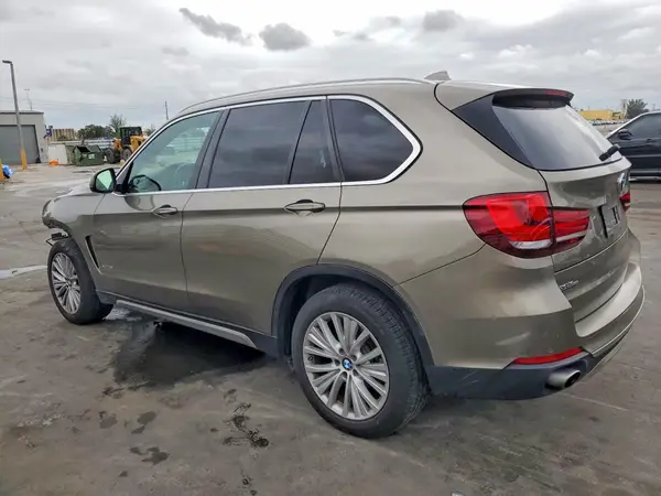 5UXKR0C39H0X77744 2017 BMW X5 - Image 2