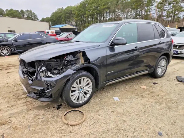 5UXKR0C39H0X82734 2017 BMW X5 - Image 1