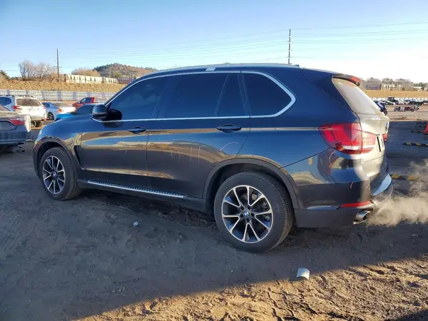 5UXKR0C3XH0V72823 2017 BMW X5 - Image 2