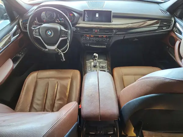 5UXKR0C3XH0V73616 2017 BMW X5 - Image 8