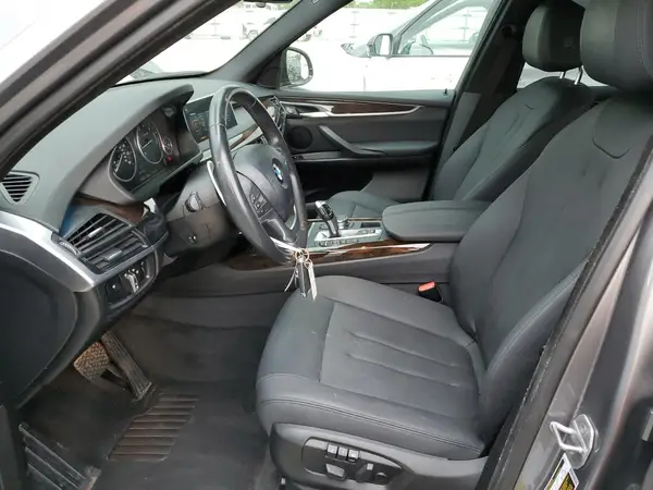 5UXKR0C3XH0V75348 2017 BMW X5 - Image 7