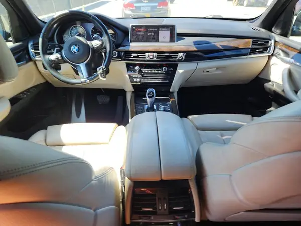 5UXKR0C3XH0V76290 2017 BMW X5 - Image 8