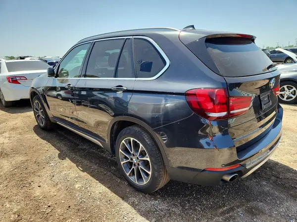 5UXKR0C3XH0V77052 2017 BMW X5 - Image 2