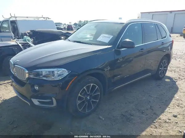5UXKR0C3XH0V79111 2017 BMW X5 - Image 2