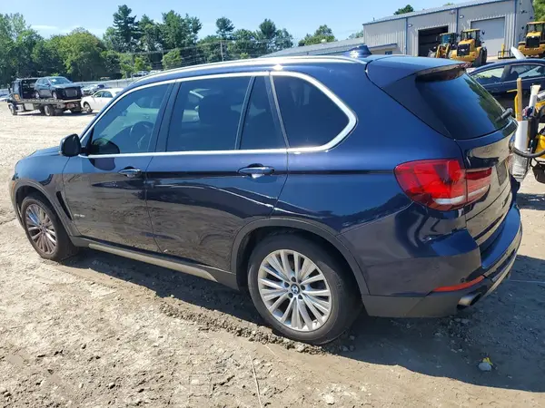 5UXKR0C3XH0V79352 2017 BMW X5 - Image 2