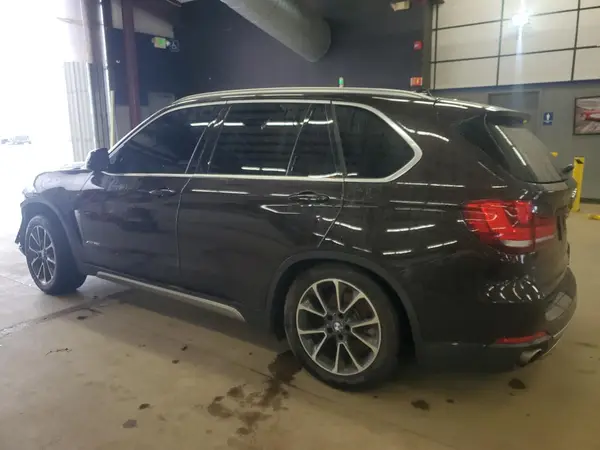 5UXKR0C3XH0V80422 2017 BMW X5 - Image 2