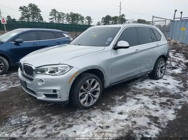5UXKR0C3XH0V83806 2017 BMW X5 - Image 2