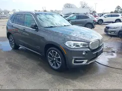 5UXKR0C3XH0X77350 2017 BMW X5