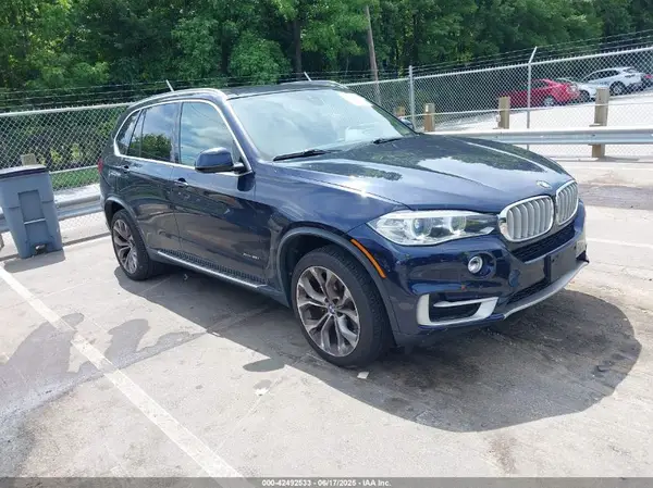 5UXKR0C3XH0X77686 2017 BMW X5 - Image 1