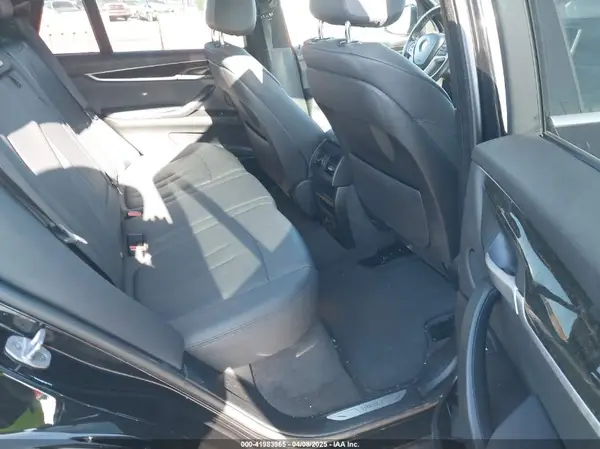 5UXKR0C3XH0X78059 2017 BMW X5 - Image 8