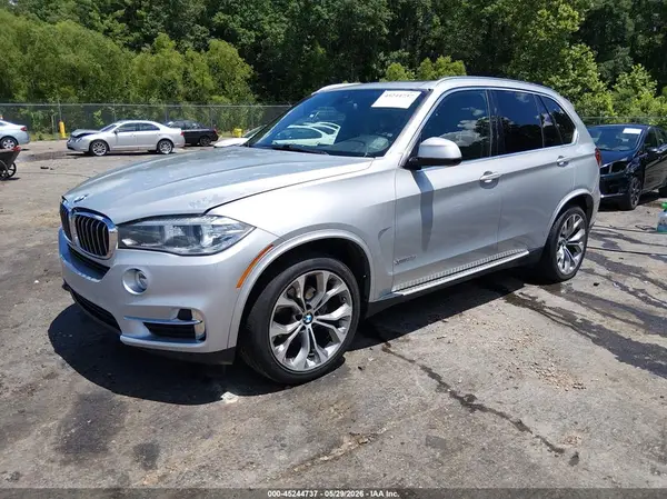5UXKR0C3XH0X78465 2017 BMW X5 - Image 2