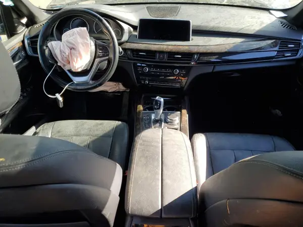 5UXKR0C3XH0X78675 2017 BMW X5 - Image 8