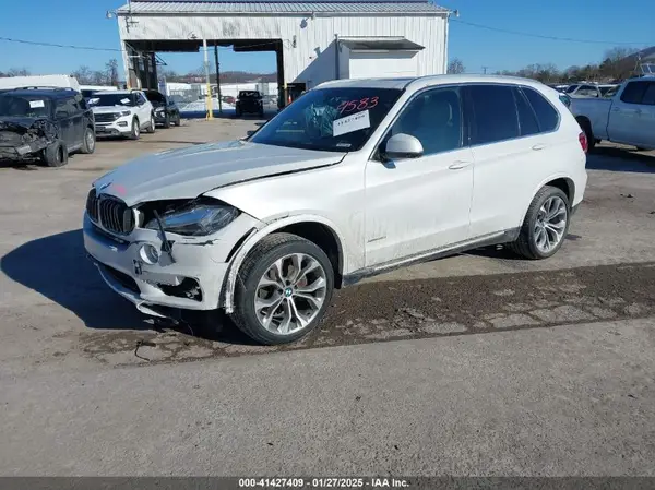 5UXKR0C3XH0X79583 2017 BMW X5 - Image 2