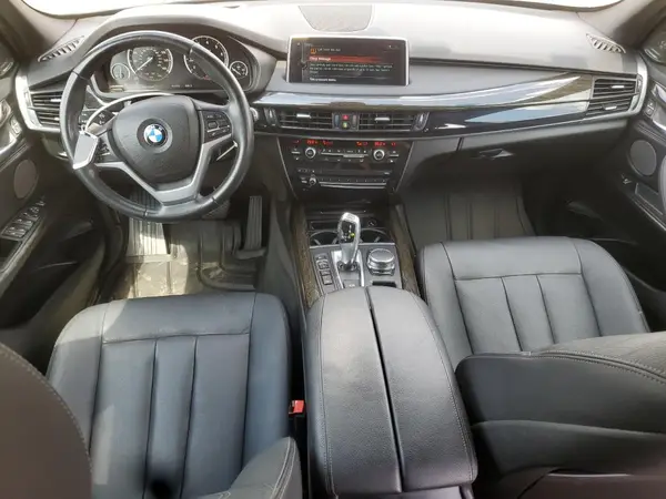 5UXKR0C3XH0X81382 2017 BMW X5 - Image 8
