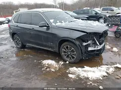 5UXKR0C3XH0X81964 2017 BMW X5