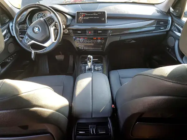 5UXKR0C50G0P19604 2016 BMW X5 - Image 8