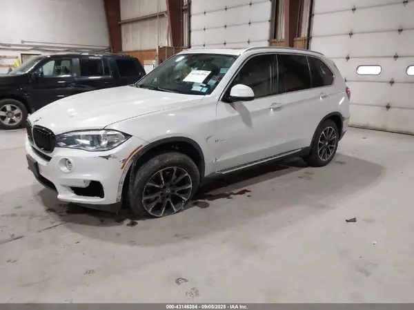 5UXKR0C50G0P21465 2016 BMW X5 - Image 2