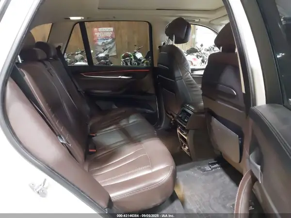5UXKR0C50G0P21465 2016 BMW X5 - Image 8