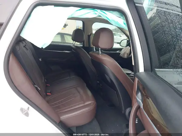5UXKR0C50G0P29095 2016 BMW X5 - Image 8