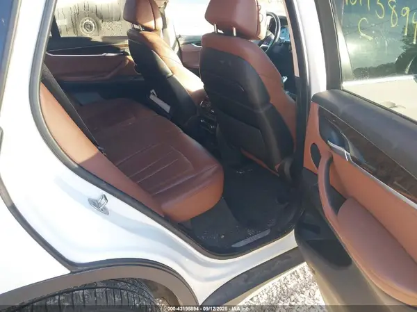 5UXKR0C50G0P30859 2016 BMW X5 - Image 8