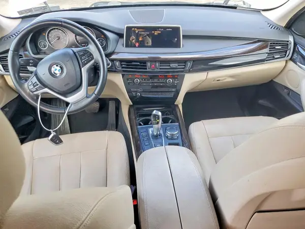 5UXKR0C50G0S92750 2016 BMW X5 - Image 8