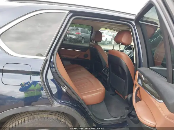 5UXKR0C50G0U08867 2016 BMW X5 - Image 8