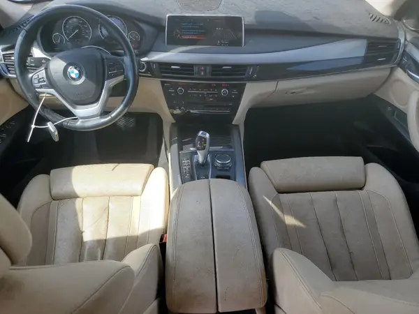 5UXKR0C50G0U10764 2016 BMW X5 - Image 8