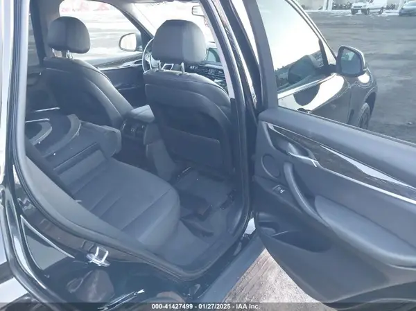 5UXKR0C50G0U11610 2016 BMW X5 - Image 8