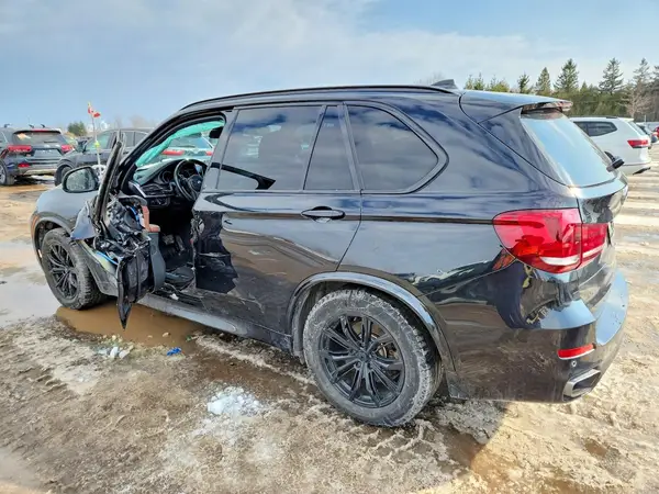 5UXKR0C50H0U49825 2017 BMW X5 - Image 2